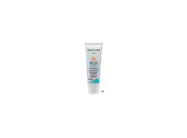 Synchroline Aknicare Sun SPF 30, Κρέμα προσώπου υψηλής αντηλιακής προστασίας, ειδικά μελετημένη για το λιπαρό και με ακμή δέρμα, 50ml - Λιπαρό δέρμα στο Pharmakeio Online